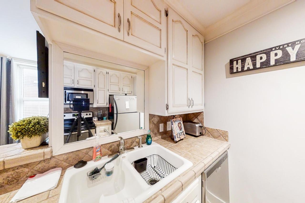 Polk 401 Apartment แนชวิลล์ ภายนอก รูปภาพ